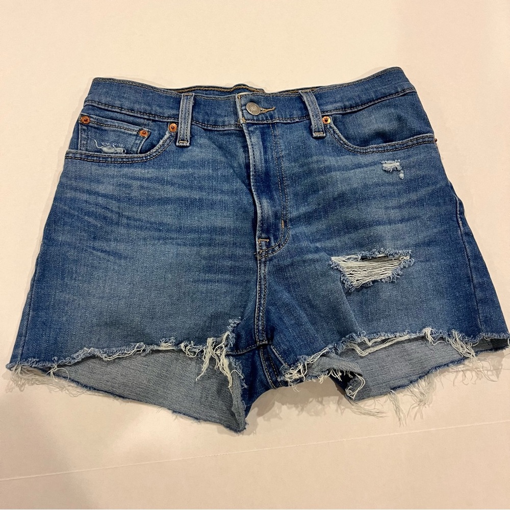 Levi’s Women’s Shorts Size 29 High Rise Cut Offs Jean Shorts Denim Medium Wash
